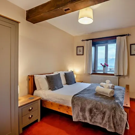 3 Bed In Oc-83286 Nyaraló